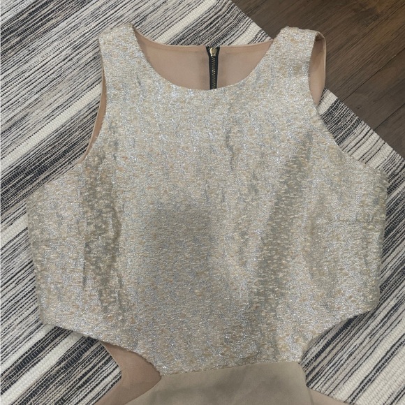 Women’s Naven Gold Dress Size 4 - Picture 4 of 5